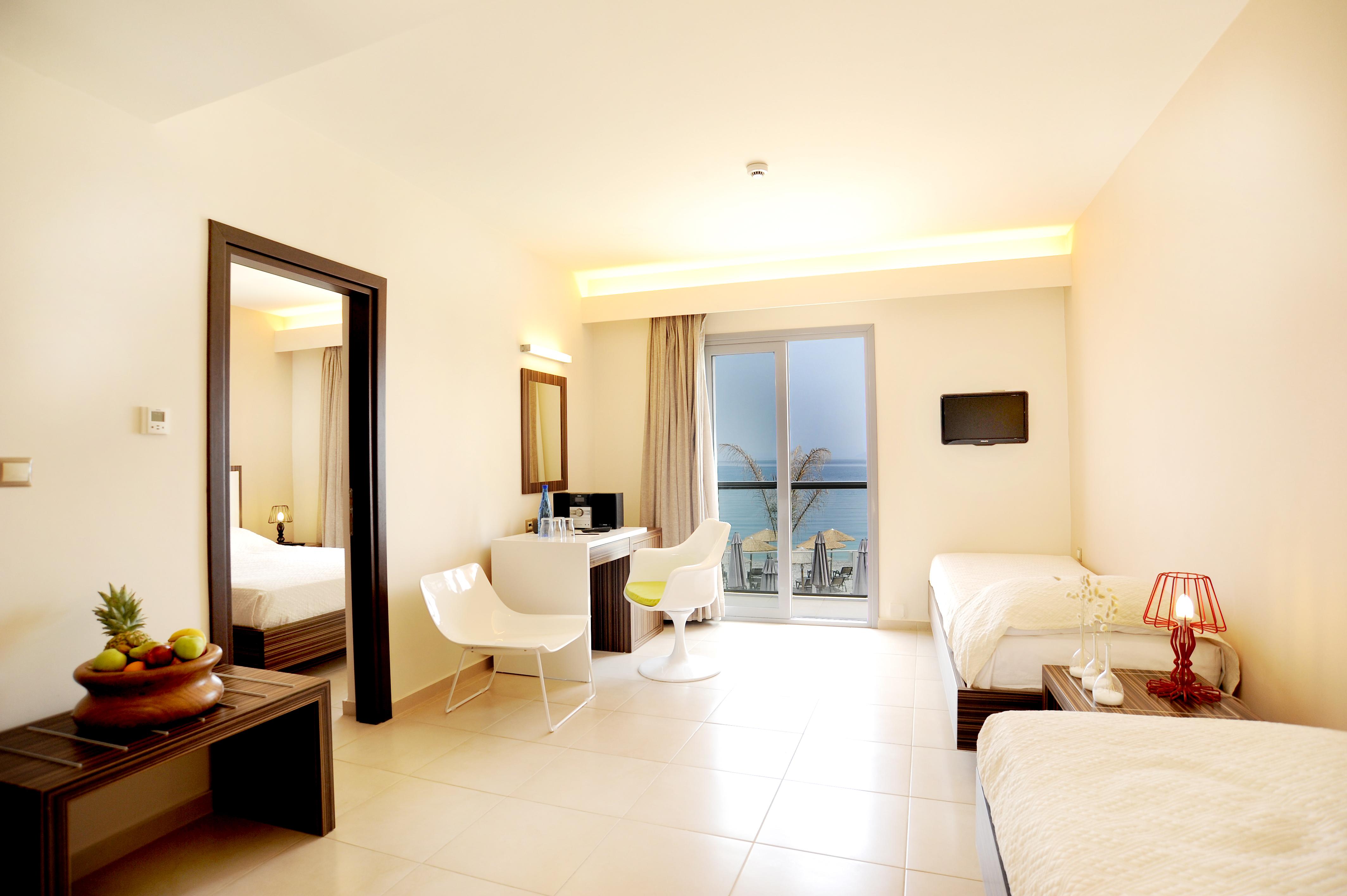 Sikyon Coast Hotel And Resort Xylokastro Exterior photo
